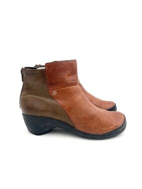 Merrell Two Tone Leather Ankle Booties Womens Size 8 Brown Comfort Back Zip